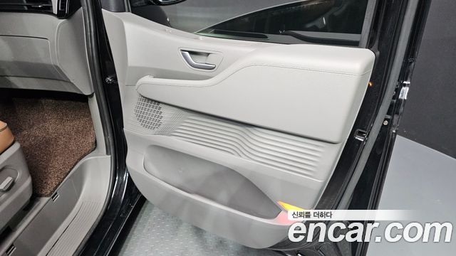 Hyundai Staria 2022 — photo 15