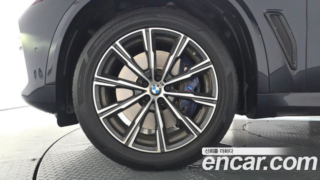 BMW X5 2019 — photo 5