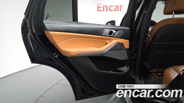 BMW X5 2019 — photo 15