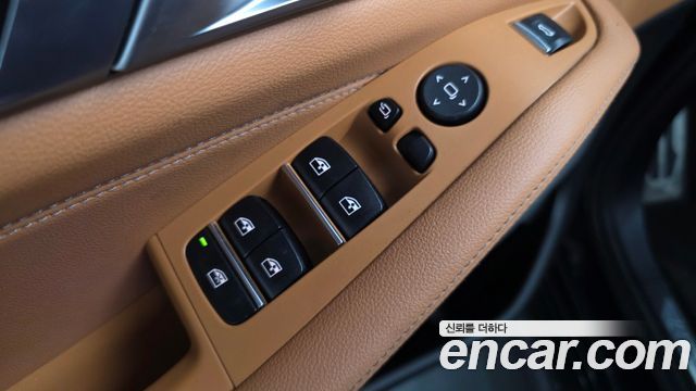 BMW X5 2019 — photo 30