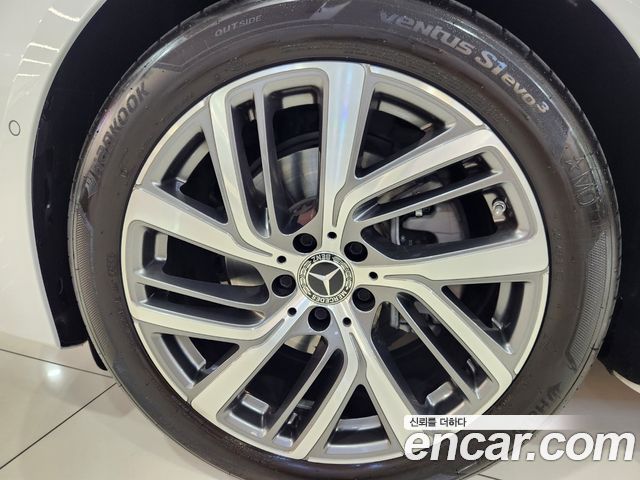 Mercedes-Benz E-Class 2024 — photo 5