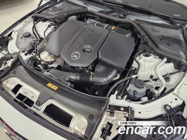 Mercedes-Benz E-Class 2024 — photo 6