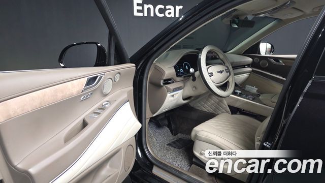 Genesis GV80 2023 — photo 13