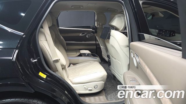 Genesis GV80 2023 — photo 18