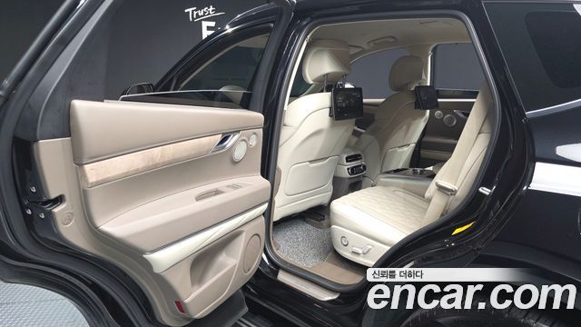 Genesis GV80 2023 — photo 16
