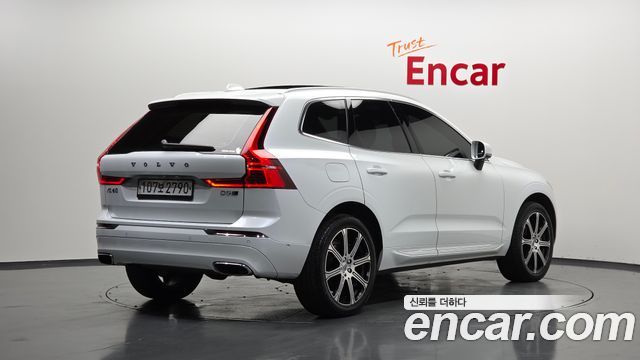 Volvo XC60 2020 — photo 2