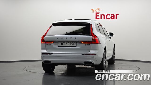 Volvo XC60 2020 — photo 4
