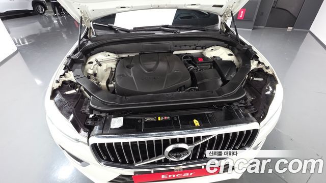 Volvo XC60 2020 — photo 6
