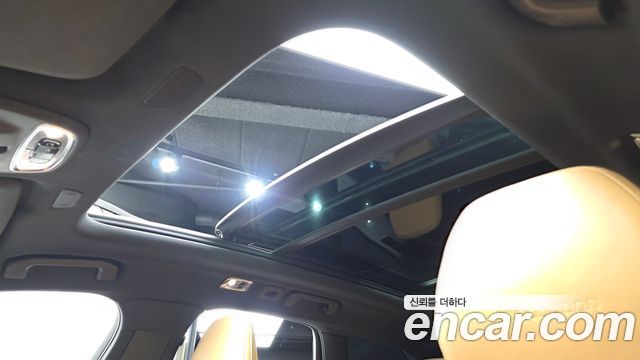 Volvo XC60 2020 — photo 18