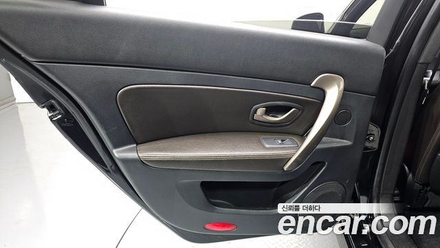 Renault Korea SM5  2015 — photo 15