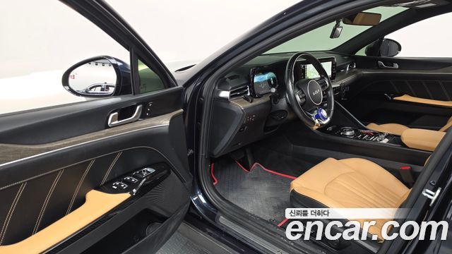 Kia K5 2022 — photo 13