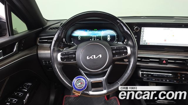 Kia K5 2022 — photo 18