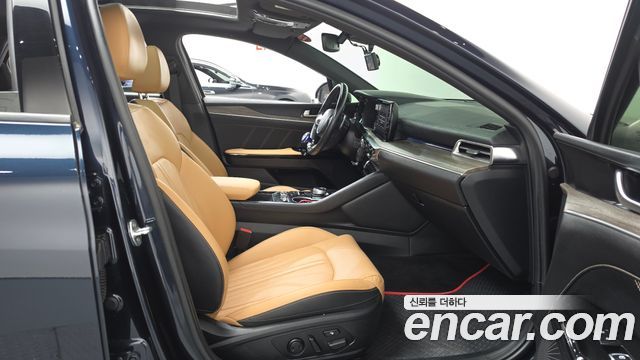 Kia K5 2022 — photo 16