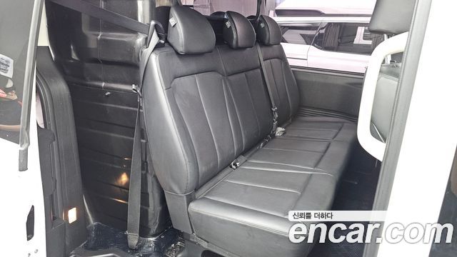 Hyundai Staria 2023 — photo 18