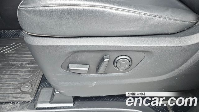 Hyundai Staria 2023 — photo 29