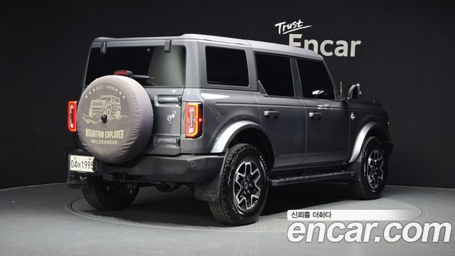 Ford Bronco 2022 — photo 2