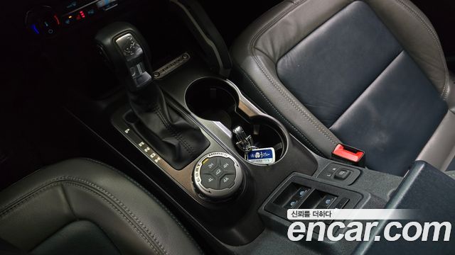 Ford Bronco 2022 — photo 12