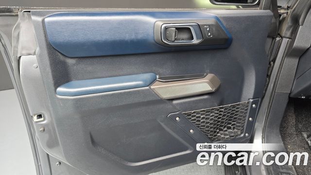 Ford Bronco 2022 — photo 14