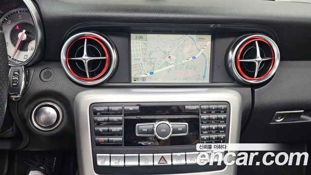 Mercedes-Benz SLK-Class 2015 — photo 14