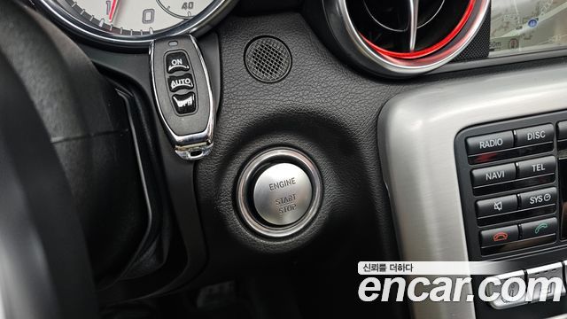 Mercedes-Benz SLK-Class 2015 — photo 18