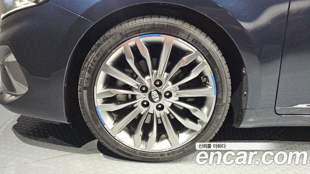Kia K7 2020 — photo 5