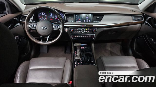Kia K7 2019 — photo 10