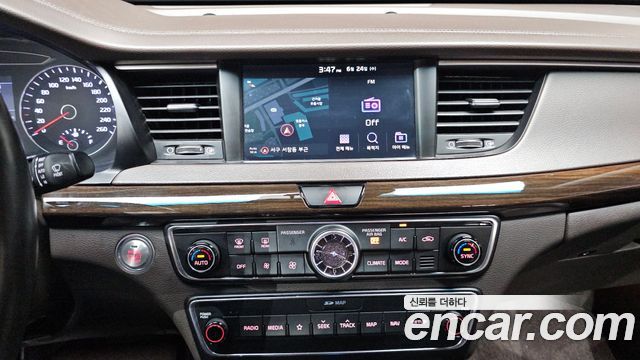 Kia K7 2019 — photo 20