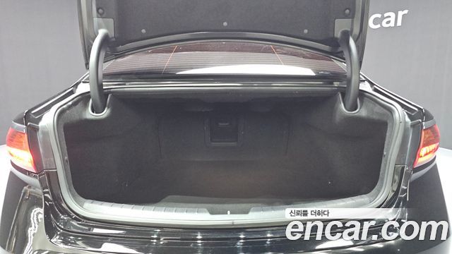 Kia K7 2019 — photo 26