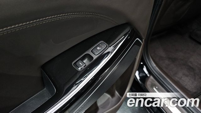 Kia K7 2019 — photo 29