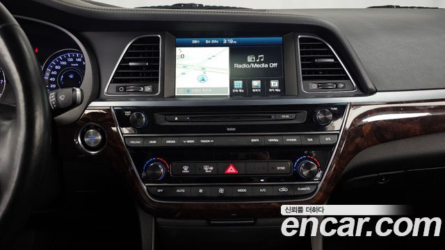 Hyundai Aslan 2015 — photo 15