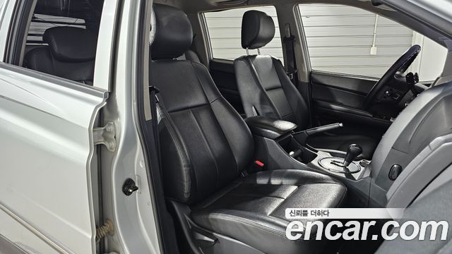KG Mobility KORANDO 2015 — photo 11