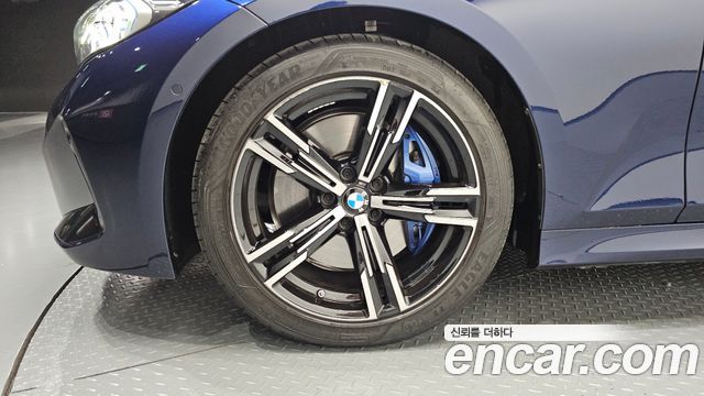 BMW 3-Series 2025 — photo 5