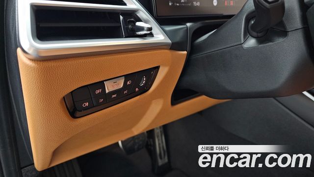 BMW 3-Series 2025 — photo 25