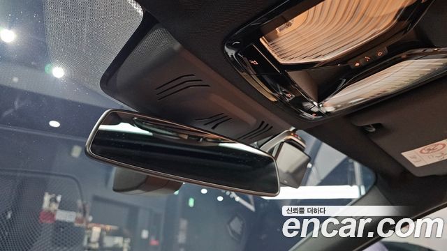 BMW 3-Series 2025 — photo 26