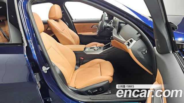 BMW 3-Series 2025 — photo 16