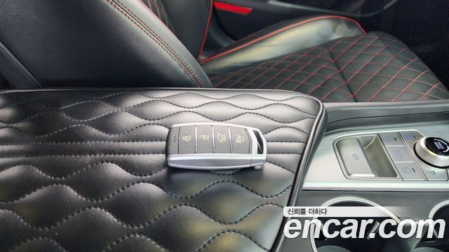 Genesis G70 2018 — photo 21