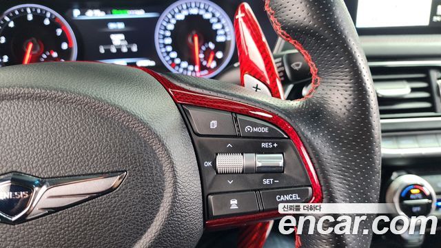 Genesis G70 2018 — photo 22