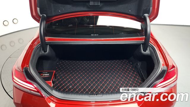 Genesis G70 2018 — photo 25