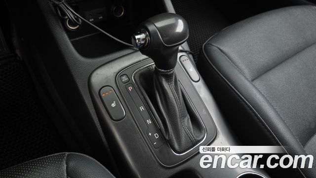 Kia K3 2015 — photo 12