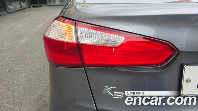 Kia K3 2015 — photo 9