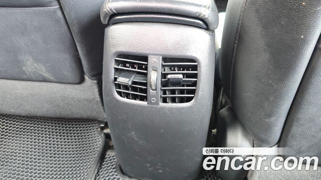 Kia K3 2015 — photo 31