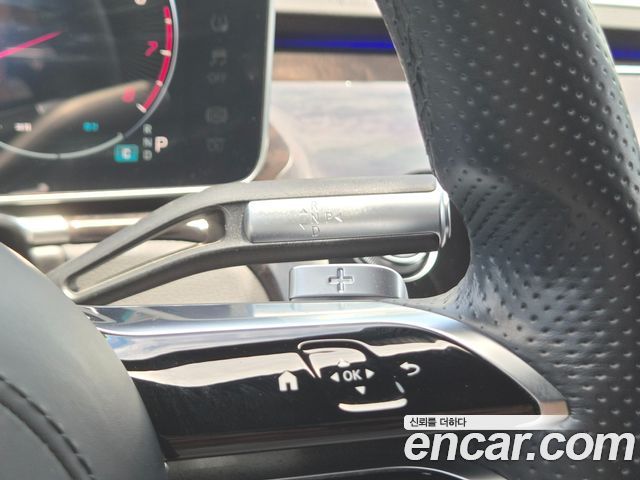 Mercedes-Benz S-Class 2021 — photo 9