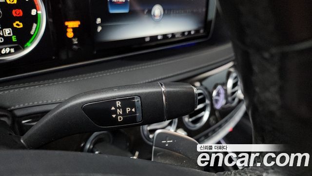 Mercedes-Benz S-Class 2015 — photo 9