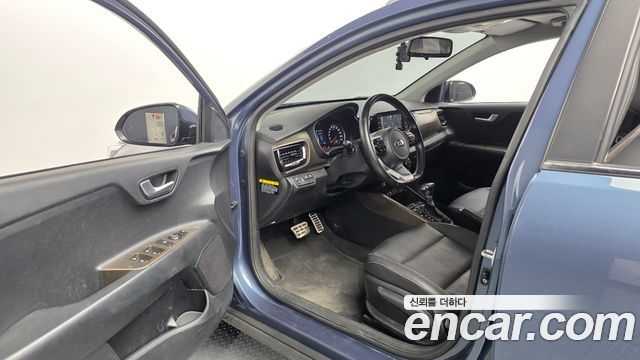 Kia Stonic 2019 — photo 10