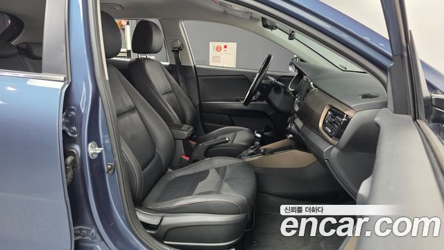 Kia Stonic 2019 — photo 11