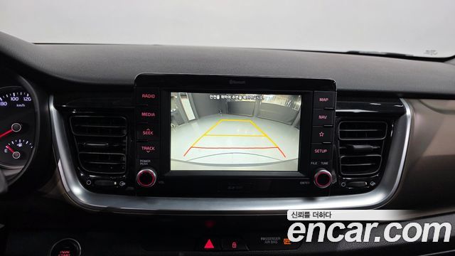Kia Stonic 2019 — photo 15