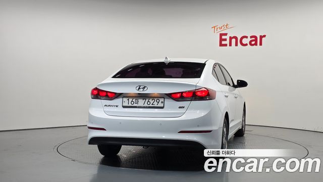 Hyundai AVANTE 2017 — photo 4