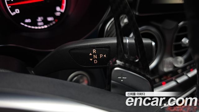 Mercedes-Benz GLC-Class 2018 — photo 12