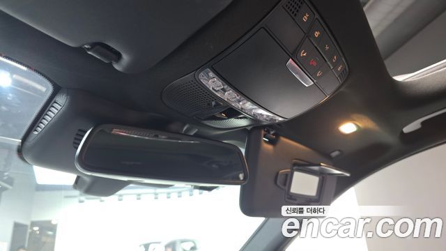 Mercedes-Benz GLC-Class 2018 — photo 30