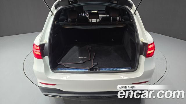 Mercedes-Benz GLC-Class 2018 — photo 31